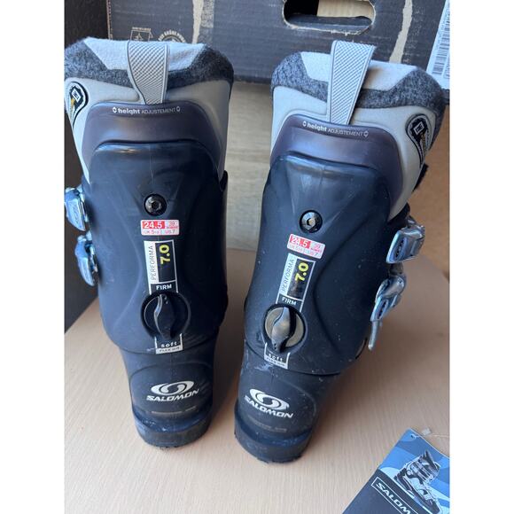 Salomon Performa 7.0 Women’s Ski Boots - Picture 8 of 12